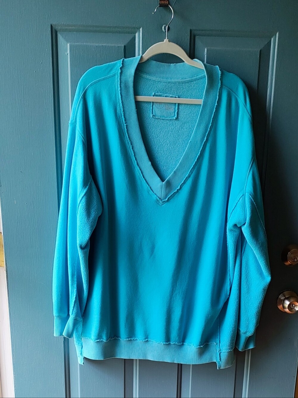 NWOT - Aerie Bright Turquoise V-Neck Tunic Sweatshirt